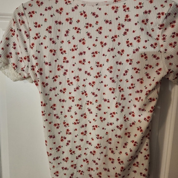 White with Red Flower Shirt - Picture 3 of 3
